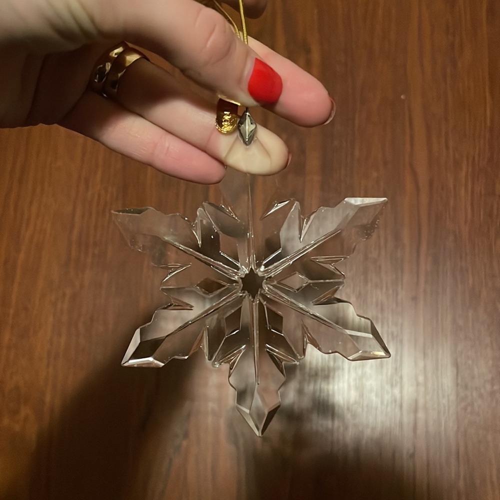 LENOX Optic Snowflake Ornament- perfect condition